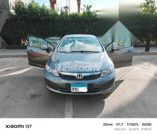 هوندا سيفك 2012 رمادي مستعملة للبيع - 1