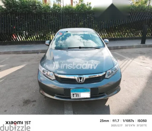 هوندا سيفك 2012 رمادي مستعملة للبيع - 2