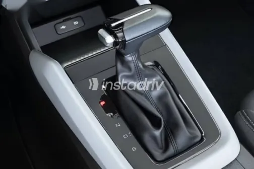 شيفروليه أوبترا 2026 فضي جديدة للبيع - 3