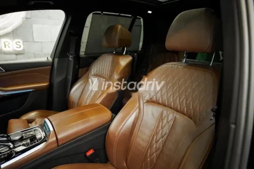 بي ام دبليو X5 2020 أزرق غامق مستعملة للبيع - 4