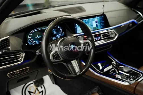 بي ام دبليو X5 2020 أزرق غامق مستعملة للبيع - 5