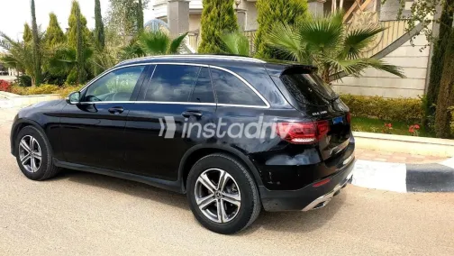 مرسيدس GLC 2021 أسود مستعملة للبيع - 2