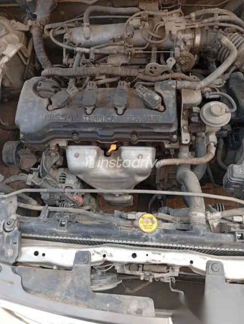 نيسان صنى 2007 فضي مستعملة للبيع - 7