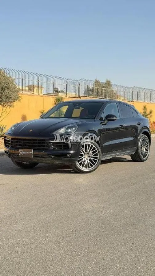 Porsche Cayenne S 2021 Black Used for Sale - 2