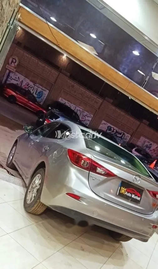 مازدا 3 2016 رمادي مستعملة للبيع - 5