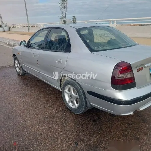 دايو نوبيرا 2004 فضي مستعملة للبيع - 5