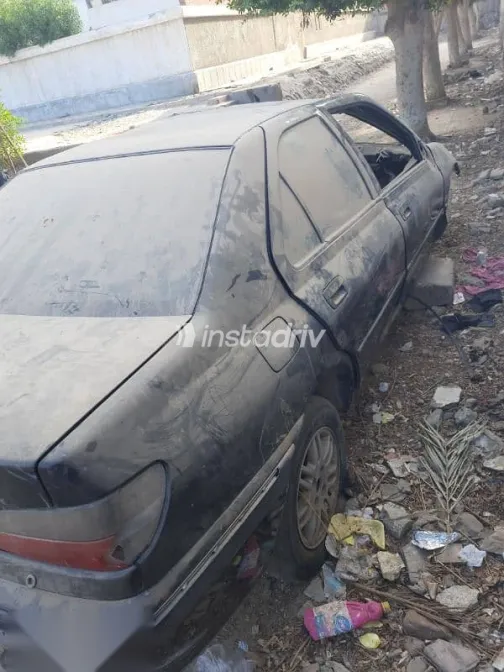 بيجو 406 2000 أسود مستعملة للبيع - 4