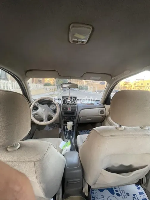 نيسان صنى 2012 أسود مستعملة للبيع - 2