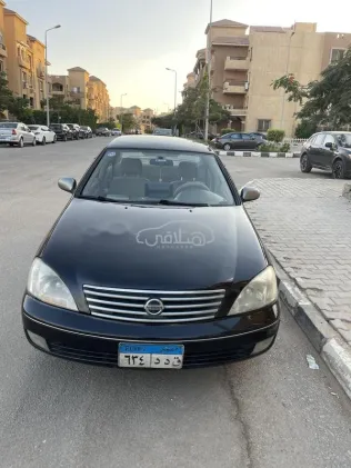 Nissan Sunny 2012 Black Used for Sale