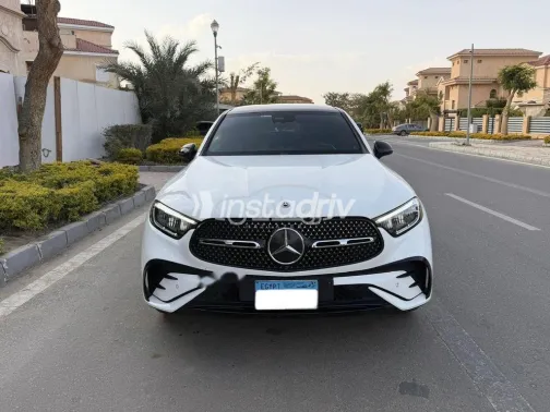 مرسيدس GLC 200 2024 أبيض مستعملة للبيع - 2