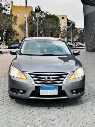 Nissan Sentra 2019 White Used for Sale