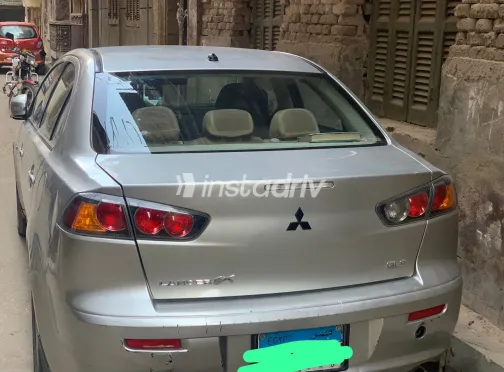 ميتسوبيشي لانسر 2018 أبيض مستعملة للبيع - 2