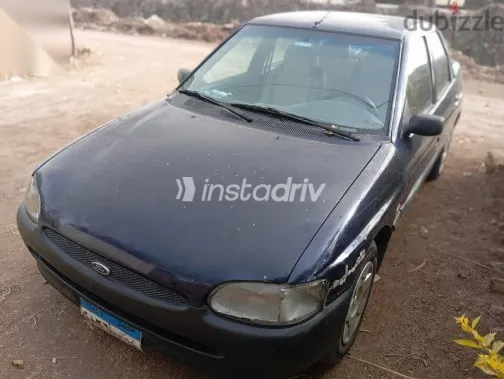 فورد اسكورت 1999 أزرق غامق مستعملة للبيع - 2