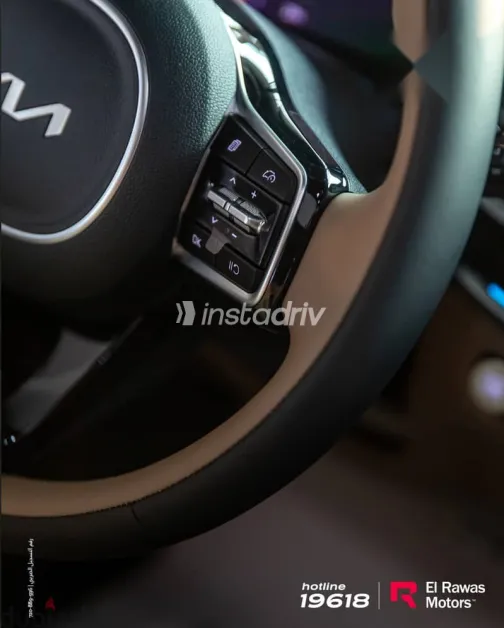 كيا سورينتو 2025 أخضر جديدة للبيع - 9