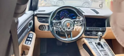 Porsche Macan 2020 Gray Used for Sale - 4