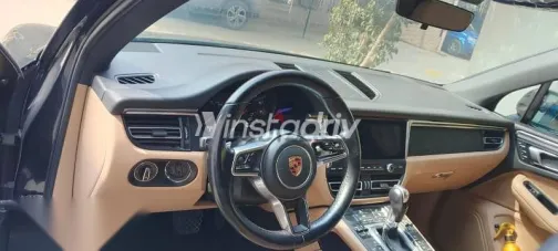 Porsche Macan 2020 Gray Used for Sale - 6