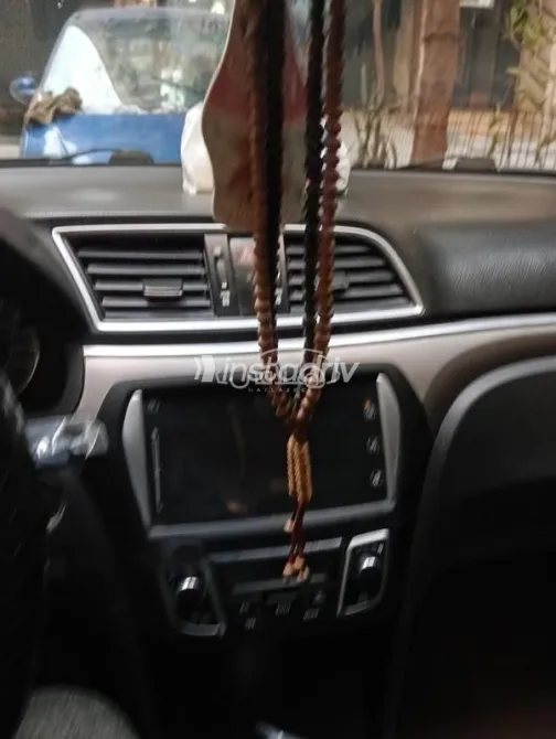 سوزوكى سياز 2022 أبيض مستعملة للبيع - 4