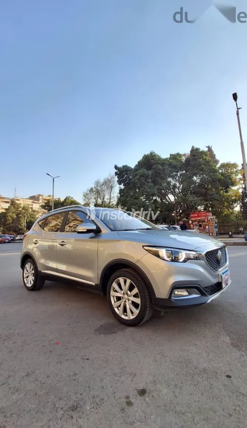 ام جى ZS 2025 فضي مستعملة للبيع - 4