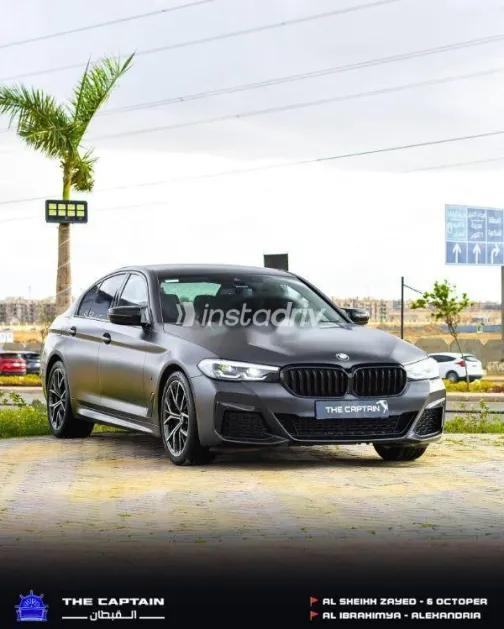 بي ام دبليو 530 2023 أسود مستعملة للبيع - 1