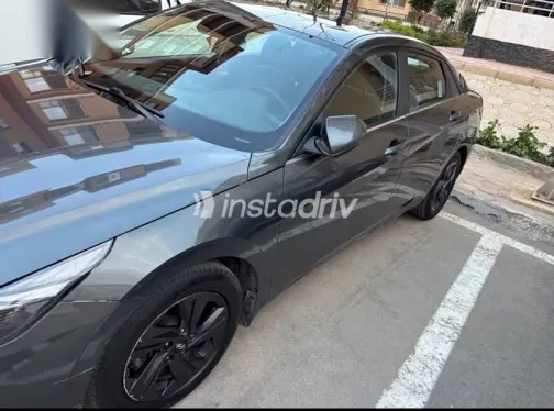 هيونداي إلنترا 2021 رمادي مستعملة للبيع - 6