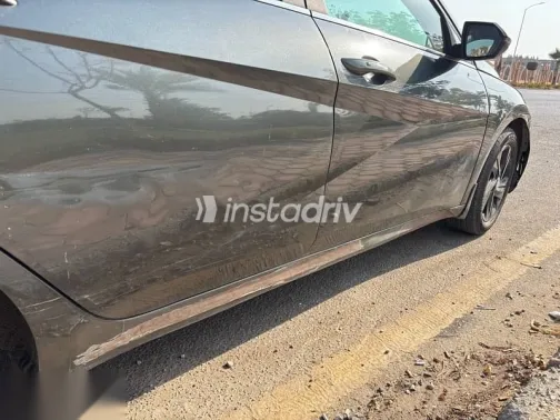 هيونداي إلنترا 2021 رمادي مستعملة للبيع - 9