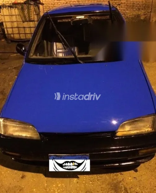 سوزوكى سويفت 1994 أزرق غامق مستعملة للبيع - 1