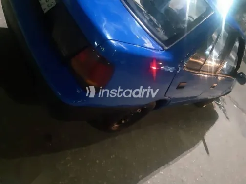 سوزوكى سويفت 1994 أزرق غامق مستعملة للبيع - 2