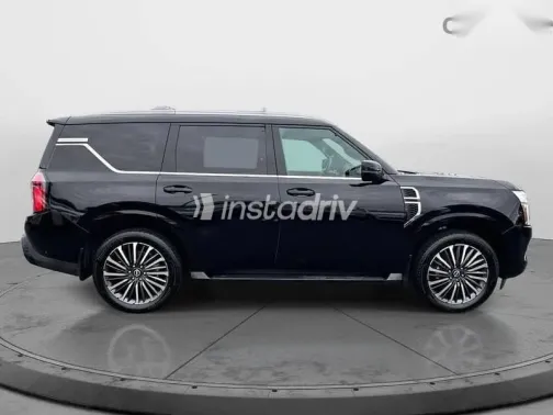 Nissan Armada 2025 Black Used for Sale - 1