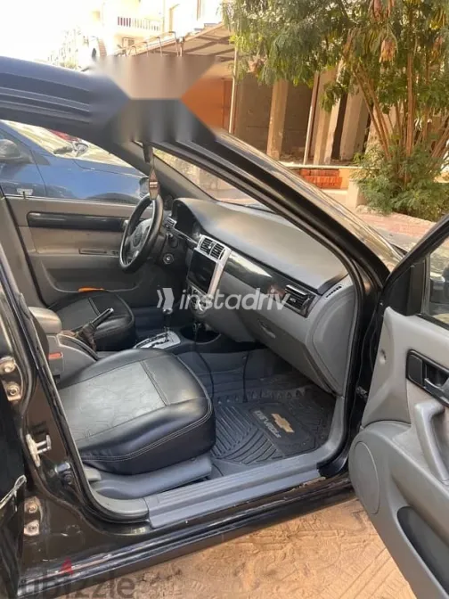 شيفروليه أوبترا 2008 أسود مستعملة للبيع - 9