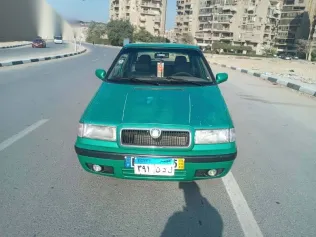 سكودا فيليشيا 1998 أخضر مستعملة للبيع