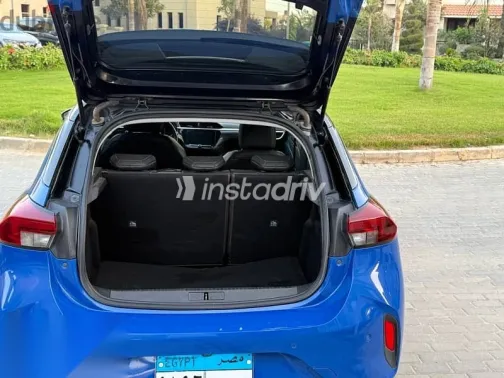 اوبل كورسا 2022 أزرق غامق مستعملة للبيع - 6