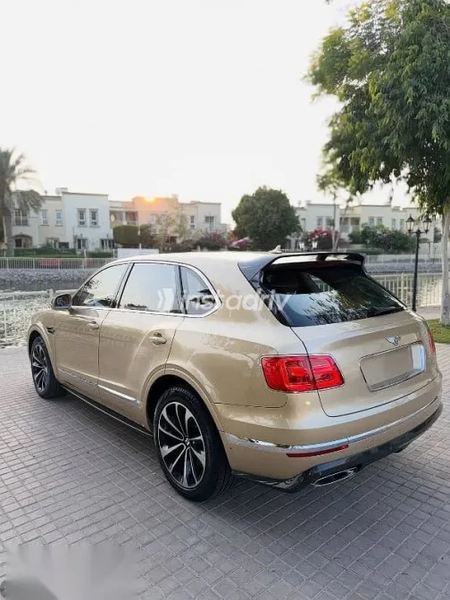 Bentley Bentayga 2017 Beige Used for Sale - 3