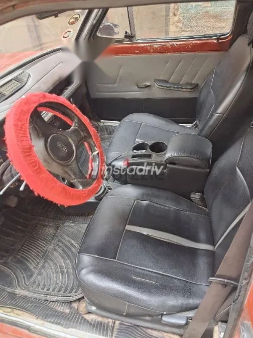 فيات نوفا 1984 أحمر مستعملة للبيع - 7