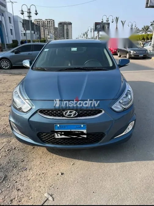 هيونداي اكسنت 2026 أزرق غامق مستعملة للبيع - 1