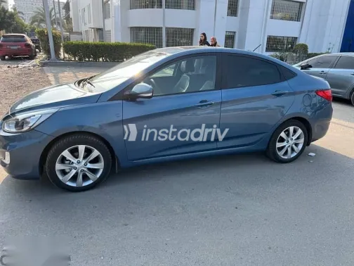 هيونداي اكسنت 2026 أزرق غامق مستعملة للبيع - 4