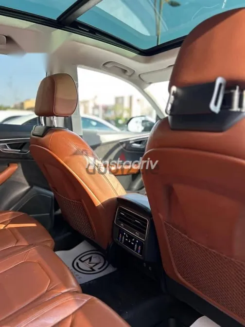 Audi Q8 2021 Gray Used for Sale - 7