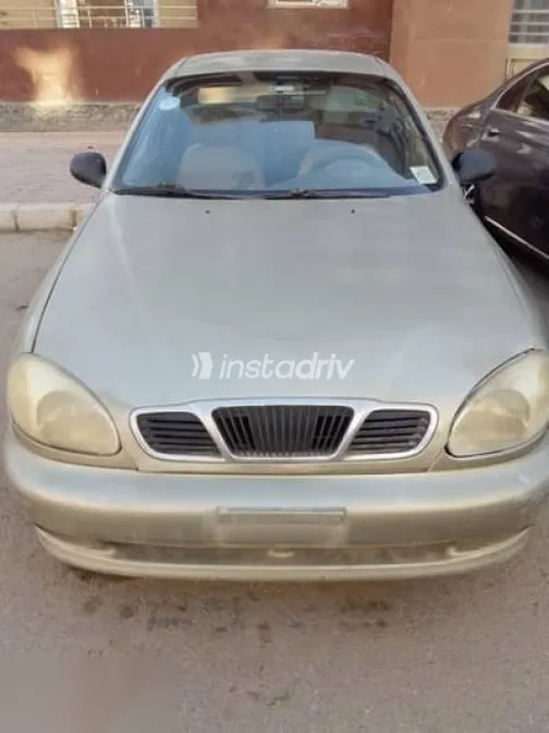 دايو لانوس 1999 بيج مستعملة للبيع - 1