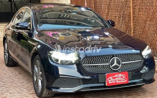 Mercedes E 200 2021 Dark Blue Used for Sale - 2