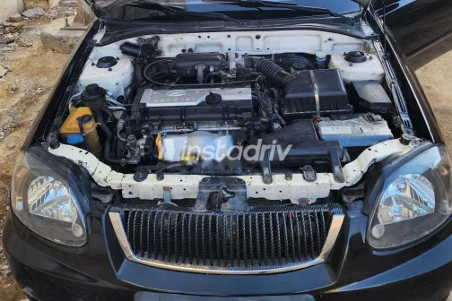 هيونداي فيرنا 2010 أسود مستعملة للبيع - 2