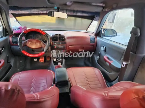 هيونداي فيرنا 2010 أسود مستعملة للبيع - 4