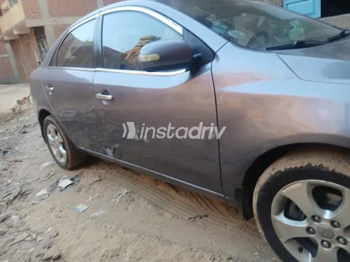 كيا سيراتو 2010 سماوي مستعملة للبيع - 4