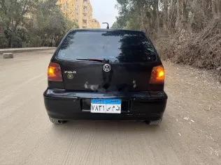 فولكس فاغن بولو 1996 أسود مستعملة للبيع