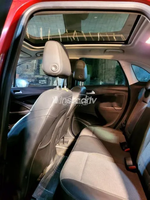 اوبل كروس لاند 2022 أحمر مستعملة للبيع - 5