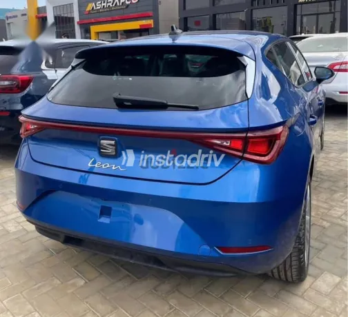 سيات ليون 2026 أزرق غامق جديدة للبيع - 3