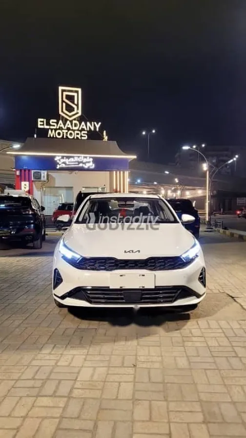 كيا سيراتو 2025 أبيض جديدة للبيع - 2