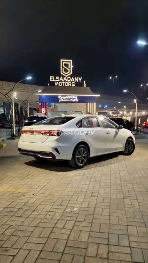 كيا سيراتو 2025 أبيض جديدة للبيع - 5
