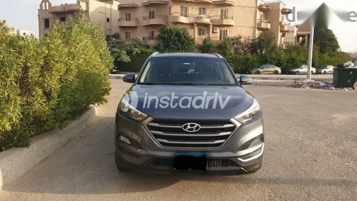 Hyundai Tucson 2017 Gray Used for Sale - 1