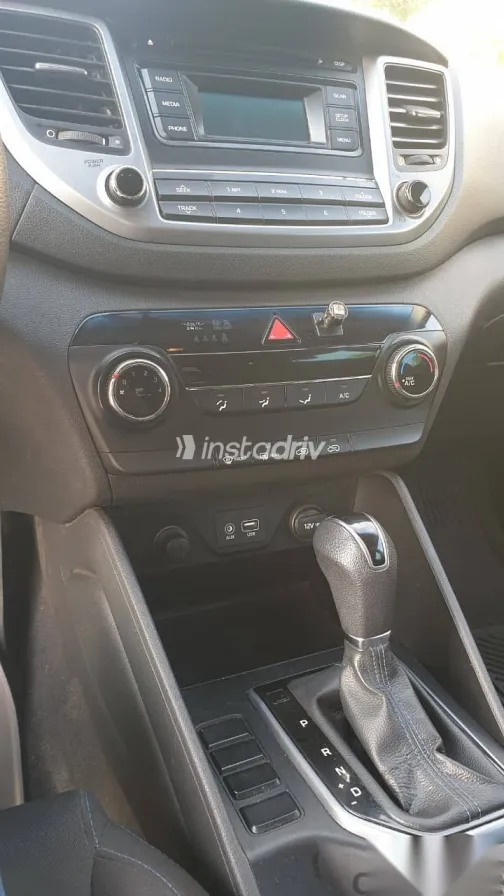 Hyundai Tucson 2017 Gray Used for Sale - 5