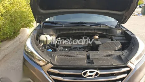 Hyundai Tucson 2017 Gray Used for Sale - 6