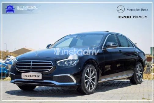 مرسيدس E 200 2022 أسود مستعملة للبيع - 5
